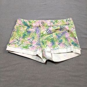 5/$15 Lei Palm Leaf Shorts